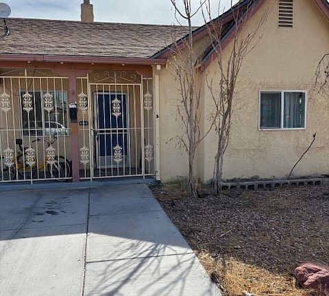 2nd image of 313 N 8th St #A