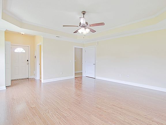5th image of 150 Timberland Dr NE
