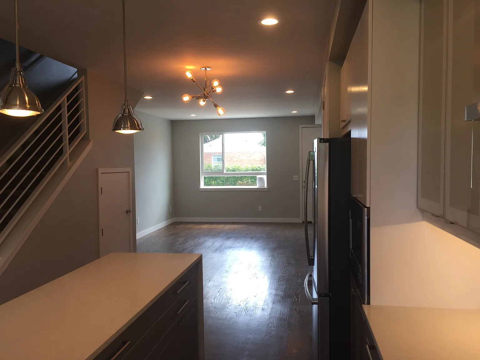 3 bed, 2.5 bath, 1456 sqft, $2,635 — Photo 4