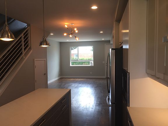 4th image of 365 Decatur St