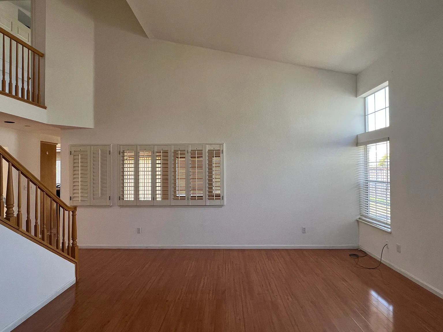 3 bed, 1889 sqft, $4,100 — Photo 3