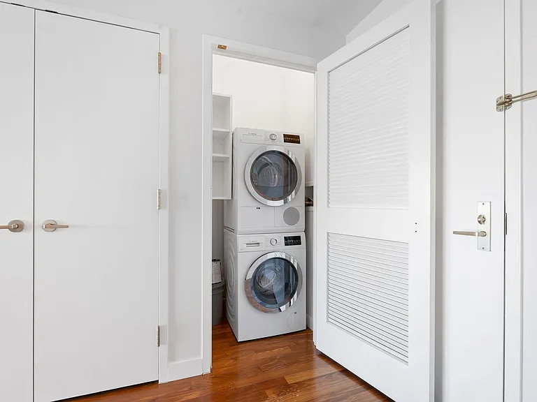 25 Hudson St #805 — Photo 16