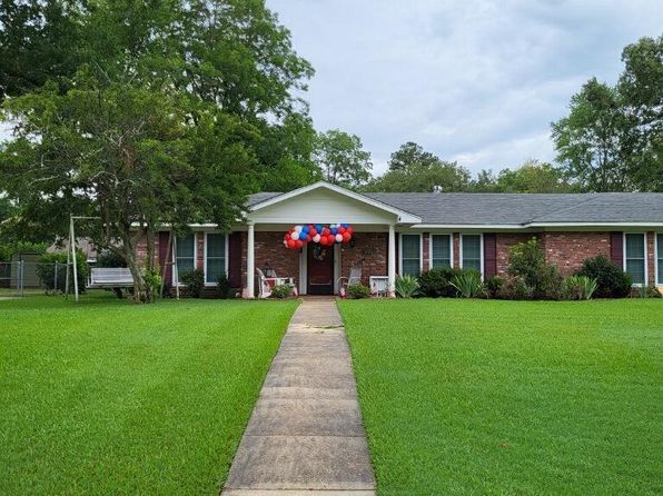 202 Jeff Davis Blvd, Natchez, MS 39120