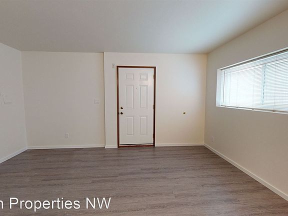 2nd image of 2431 NW 57th St #2433-1/2