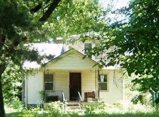 1427 N 55th St, Kansas City, KS 66102