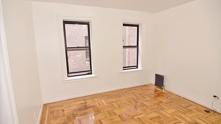 Rented by Park Property Advisors