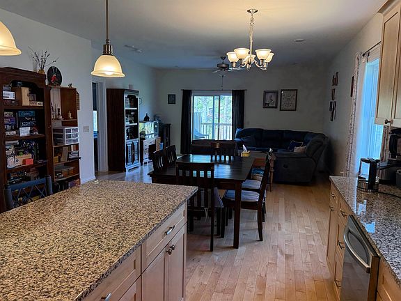 5th image of 148 Chase Court