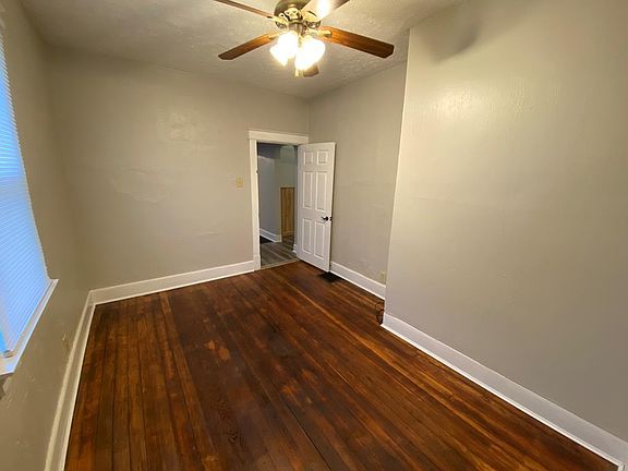 4th image of 1813 Williams St