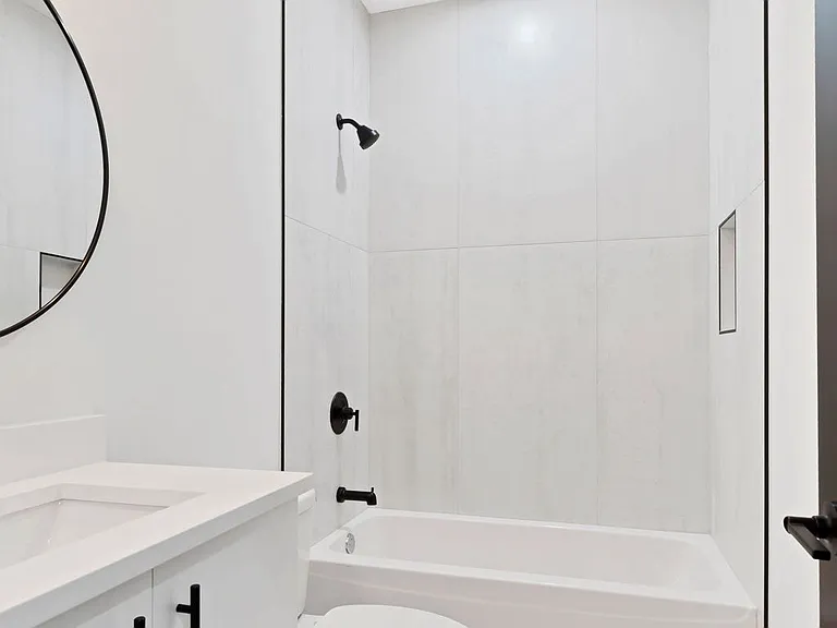 6500 S Maryland Ave #1 — Photo 8