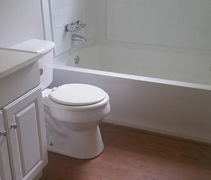 2320 Keller Ave — Photo 2