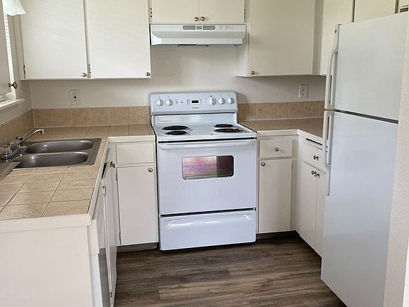 3rd image of 10804 157th Street Ct E #4-10918