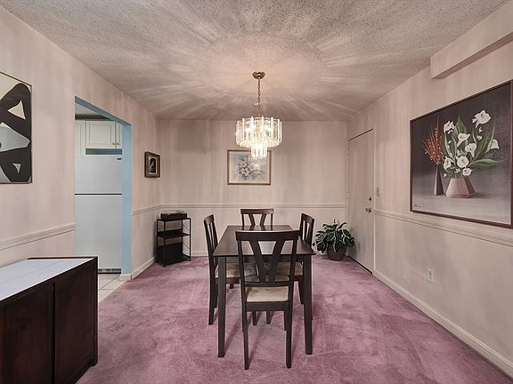 5th image of 3 Birchwood Point #202