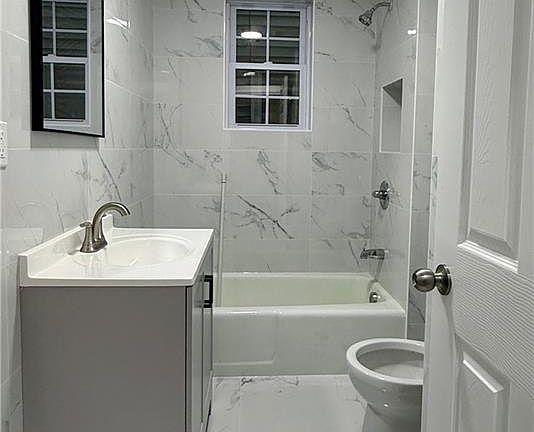 5th image of 38 East St #1