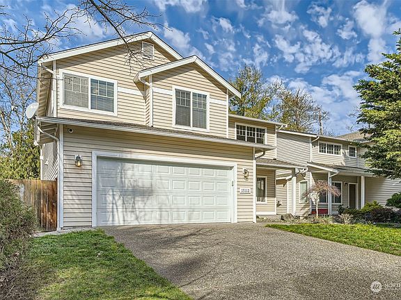2nd image of 15112 68TH Avenue E