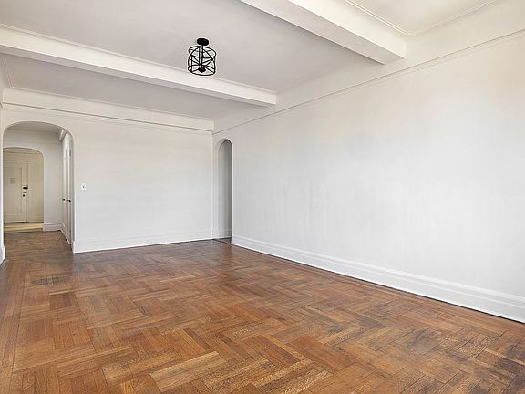 4th image of 470 W End Ave #14D