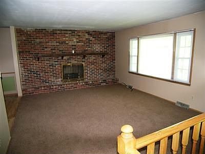 4th image of 6580 Dawn St