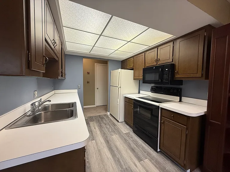 16870 Edloytom Way #144 — Photo 7