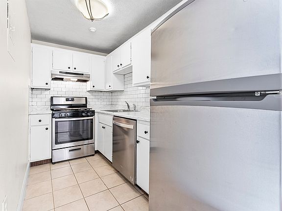 5th image of 16 Kenmar Dr Unit 125