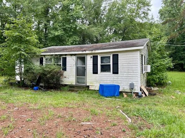 1217 Polston Rd, Bennettsville, SC 29512