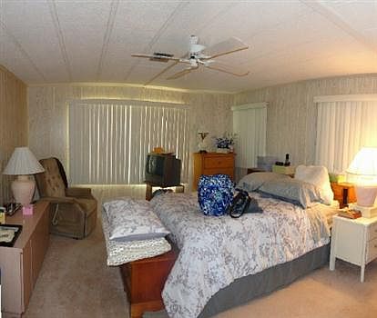 5th image of 54011 Chapella Bay