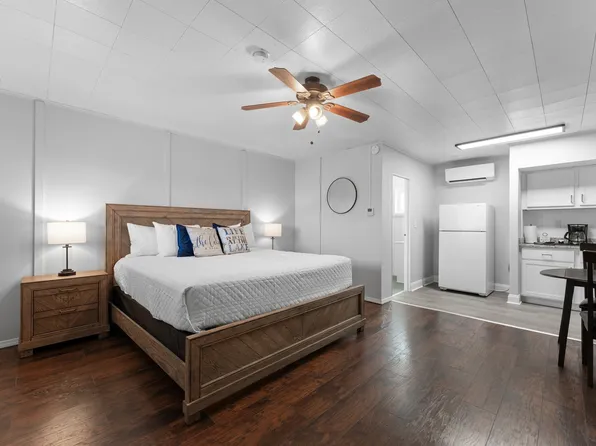 (undisclosed Address), Branson, MO 65616