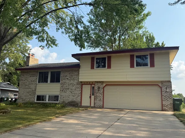 1728 132nd Ave NE, Blaine, MN 55449