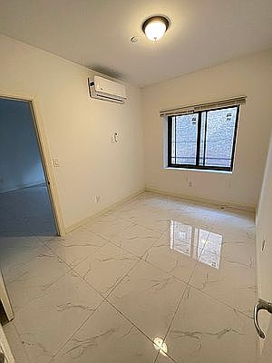 2nd image of 173 Morningside Ave #2B