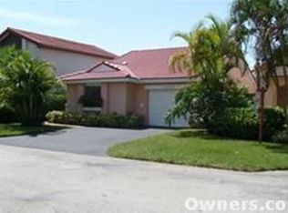 6329 NW 180th Ter, Hialeah, FL 33015