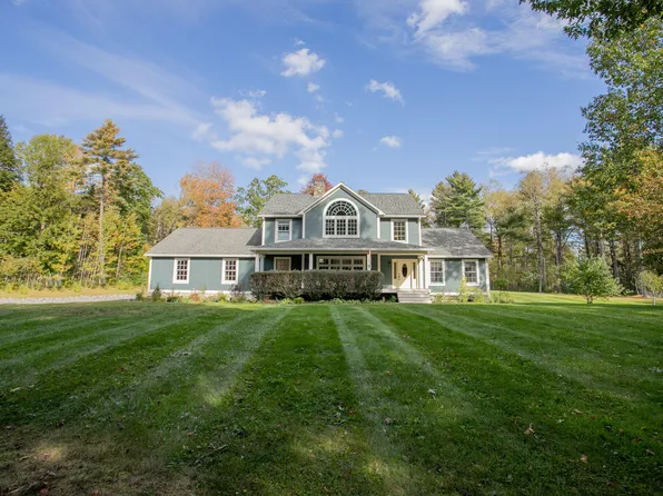 548 South Road, Holden, ME 04429
