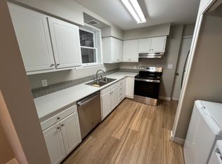 18194 Swiss Dr, Spring Lake, MI 49456