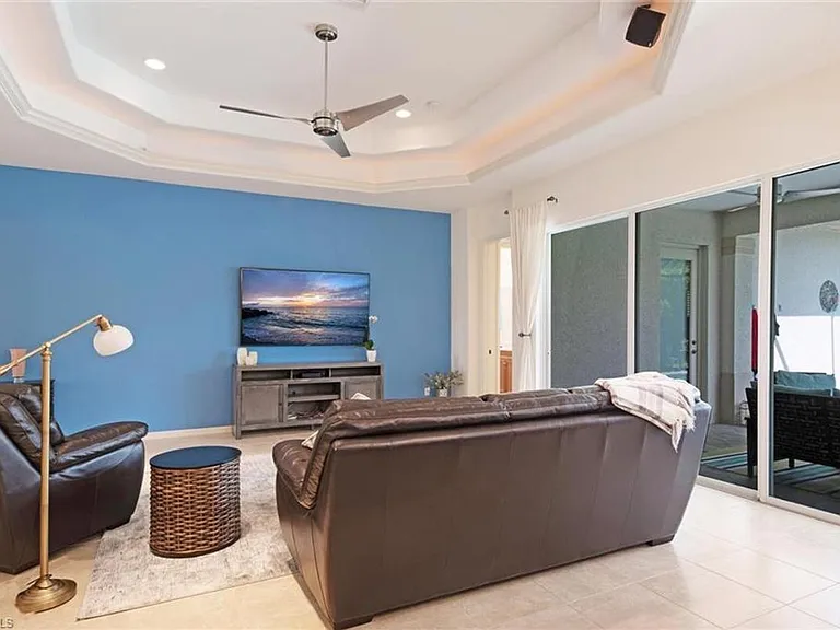 10784 Fieldfair Dr — Photo 14