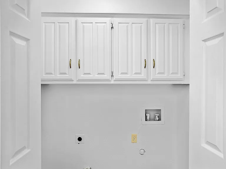 2604 Danny Ln — Photo 13