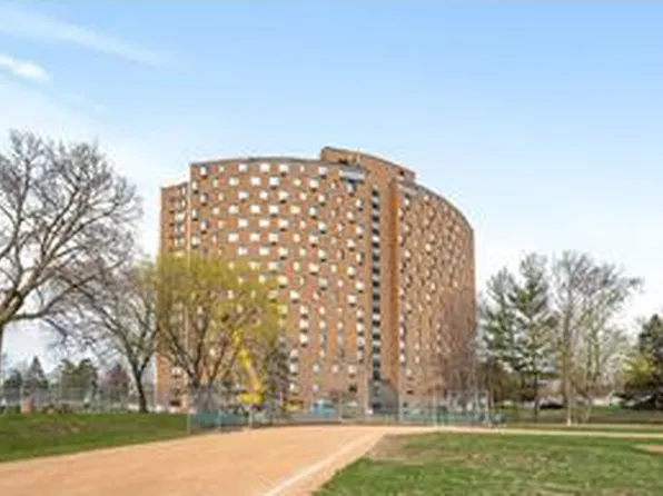 1181 Edgcumbe Rd APT 1509, Saint Paul, MN 55105