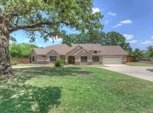 206 Collett Sublett Rd, Kennedale, TX 76060