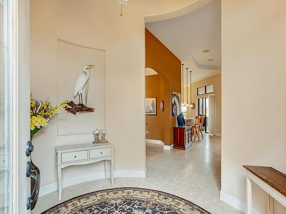 3rd image of 38646 Lakeview Dr