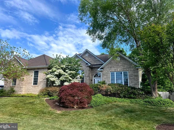 12005 Enchanted Ct, Fredericksburg, VA 22407