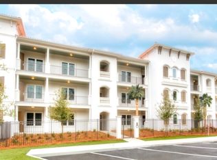 227 Fort King George Dr, Darien, GA 31305