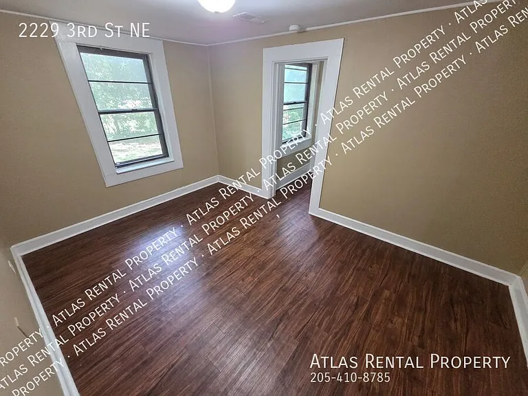 2229 3rd St NE — Photo 13