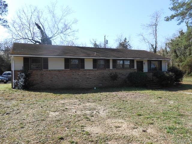 1st image of 1700 Darby Dr
