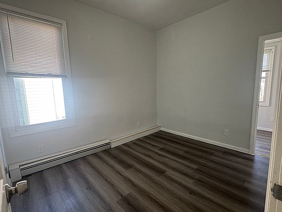 3rd image of 109 Frank E Rodgers Blvd N APT 2