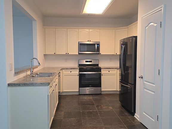 4th image of 5732 Singlebriar Ct