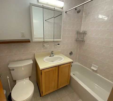5th image of 31-29 30th St #4A