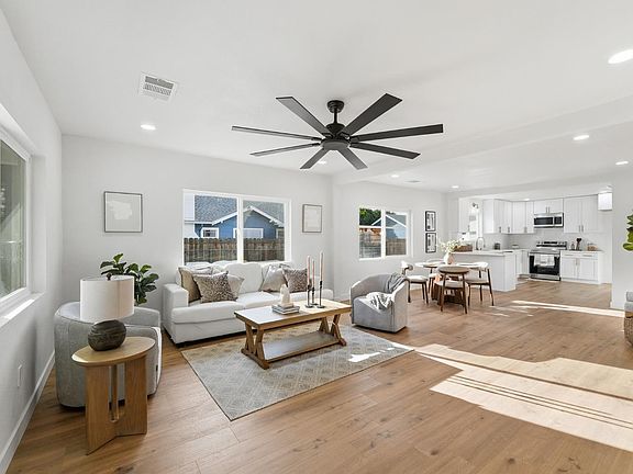 3rd image of 430 Laurel Ave