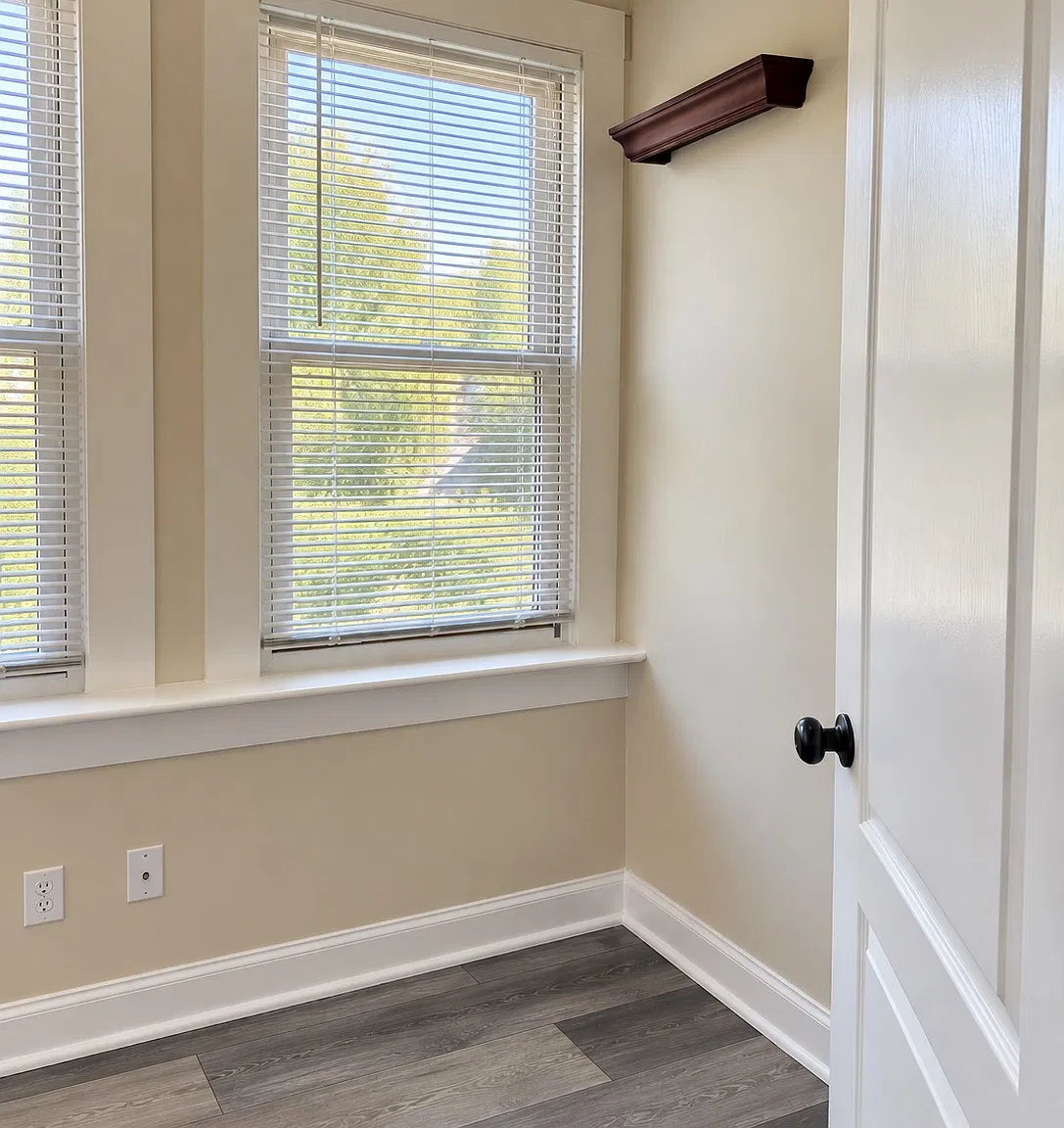 2 bed, 800 sqft, $1,575 — Photo 2