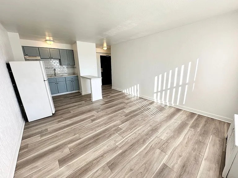 Main Street Apartments Rockford — Photo 45