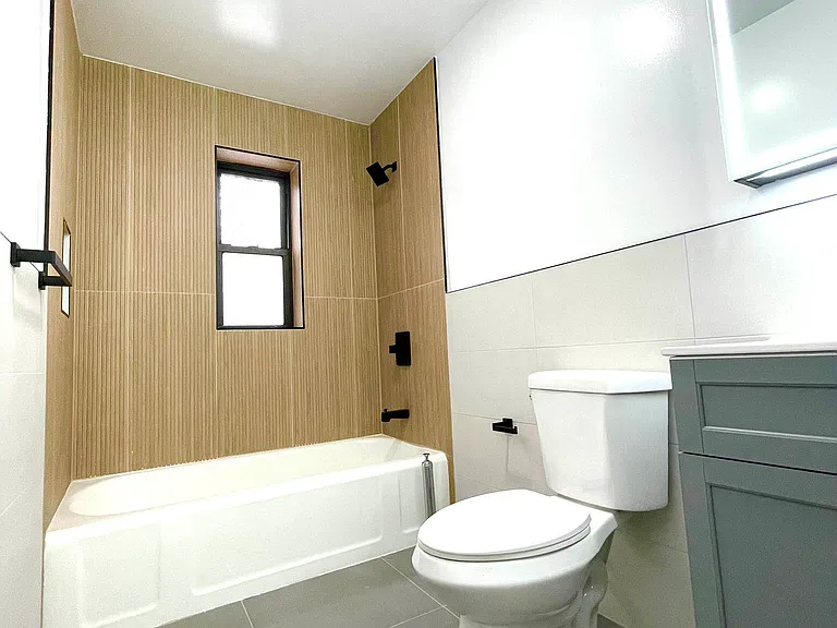 1901 Avenue N #1G — Photo 13