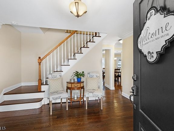 3rd image of 12 Waldon Rd