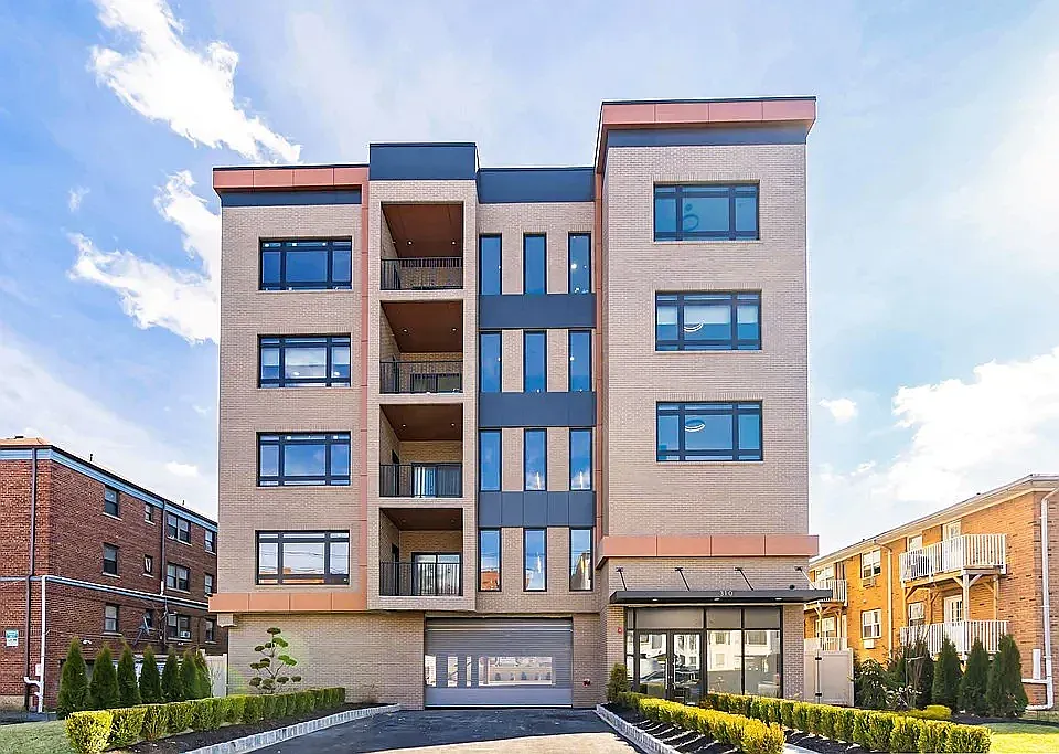310 W Jersey St #503