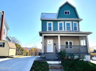 2031 15th Ave, Altoona, PA 16601