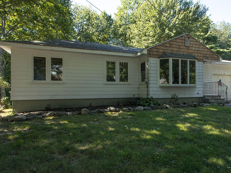 1st image of 7 Beecherie Ave